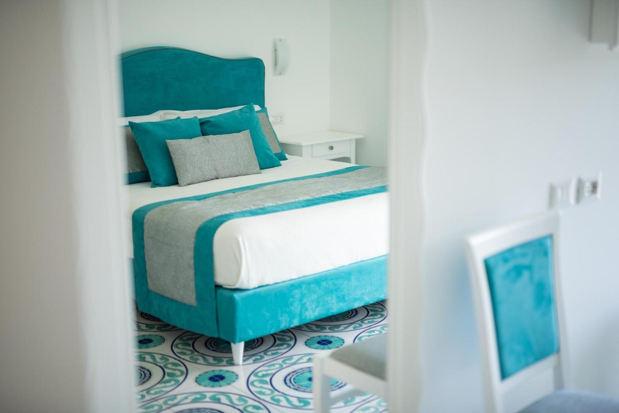Suites In The Amalfi Coast - Guesthouse With Terrace Near Amalfi - Breathtaking View Of Ravello Скала Екстер'єр фото