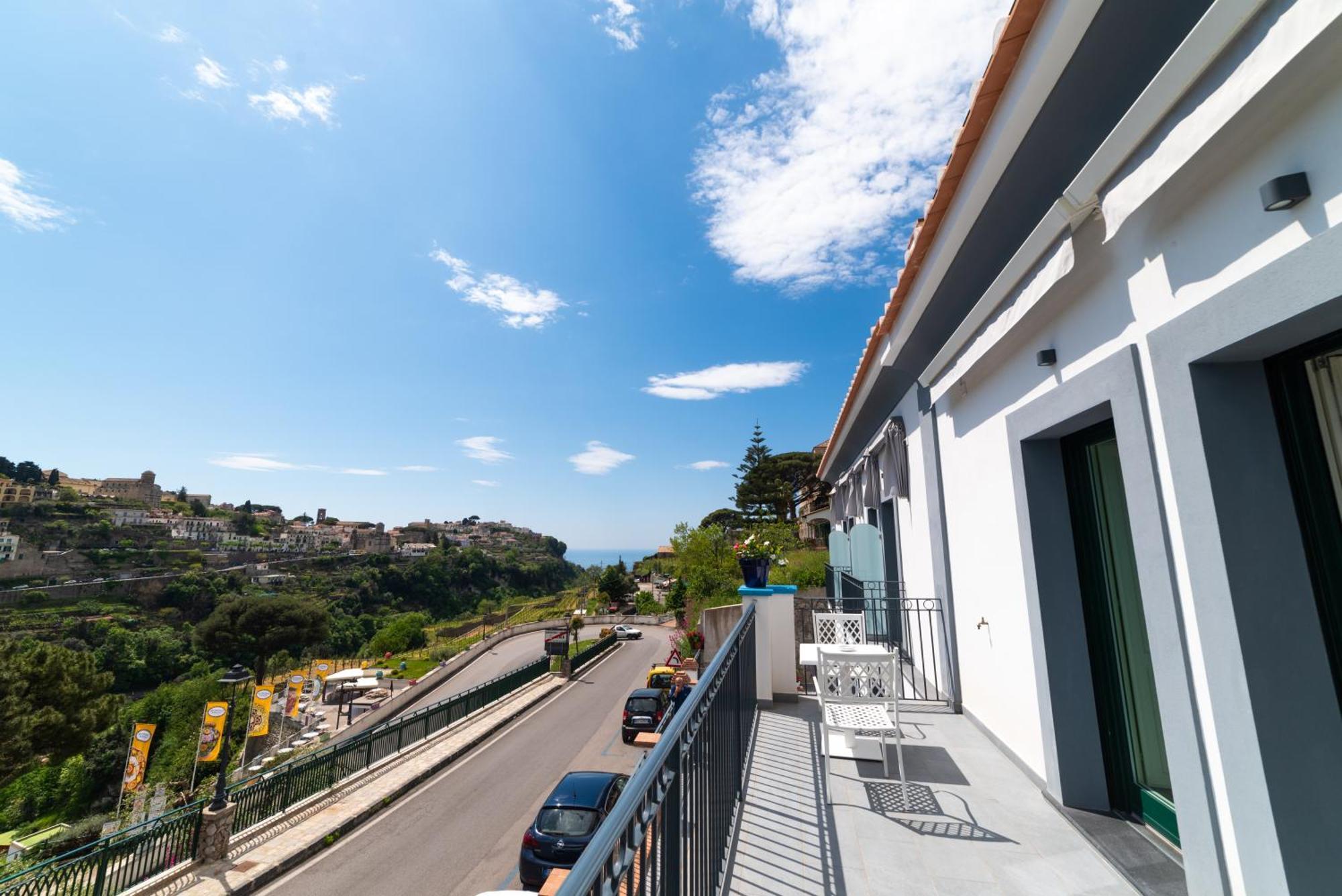 Suites In The Amalfi Coast - Guesthouse With Terrace Near Amalfi - Breathtaking View Of Ravello Скала Екстер'єр фото